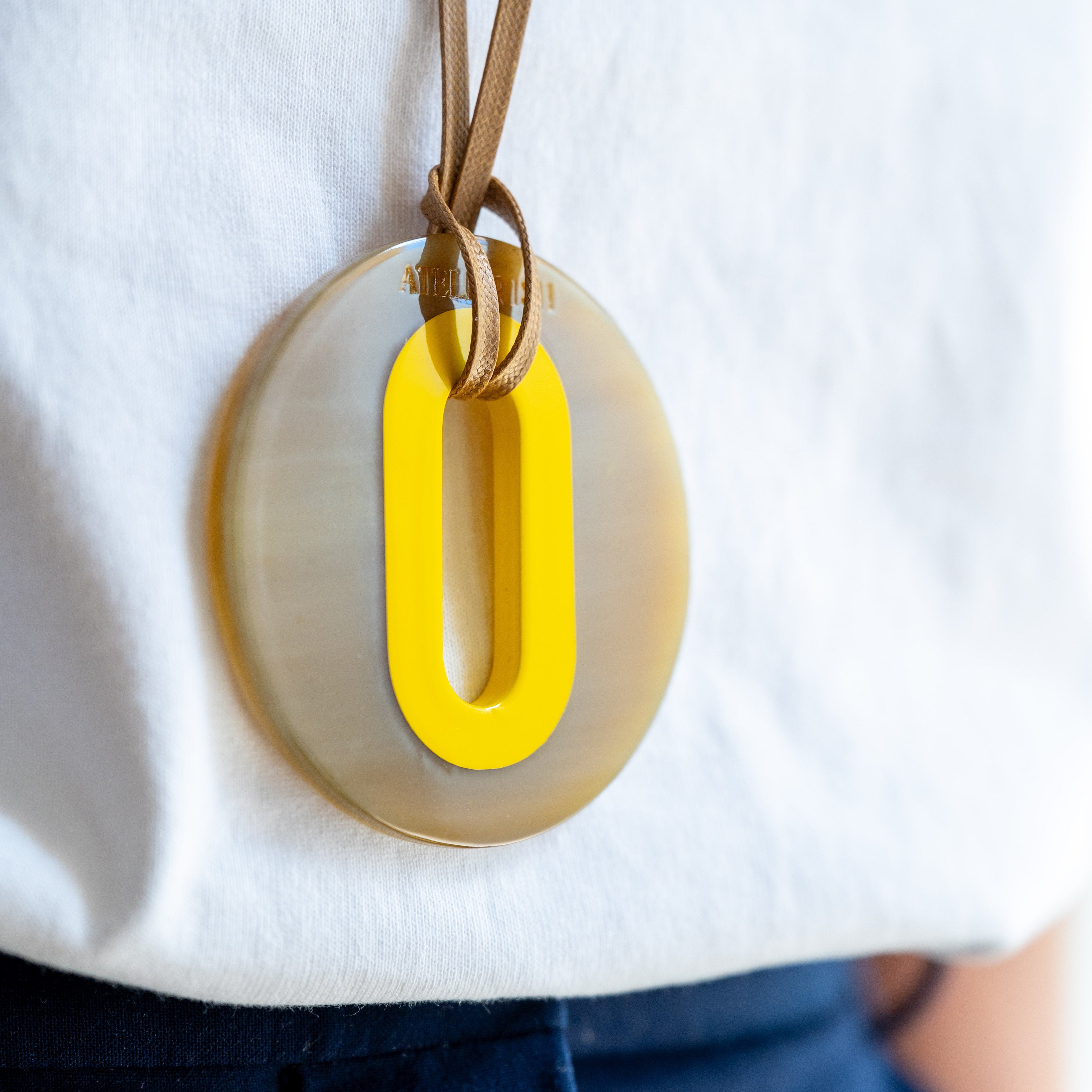 Pendentif Alice Corne Claire Jaune