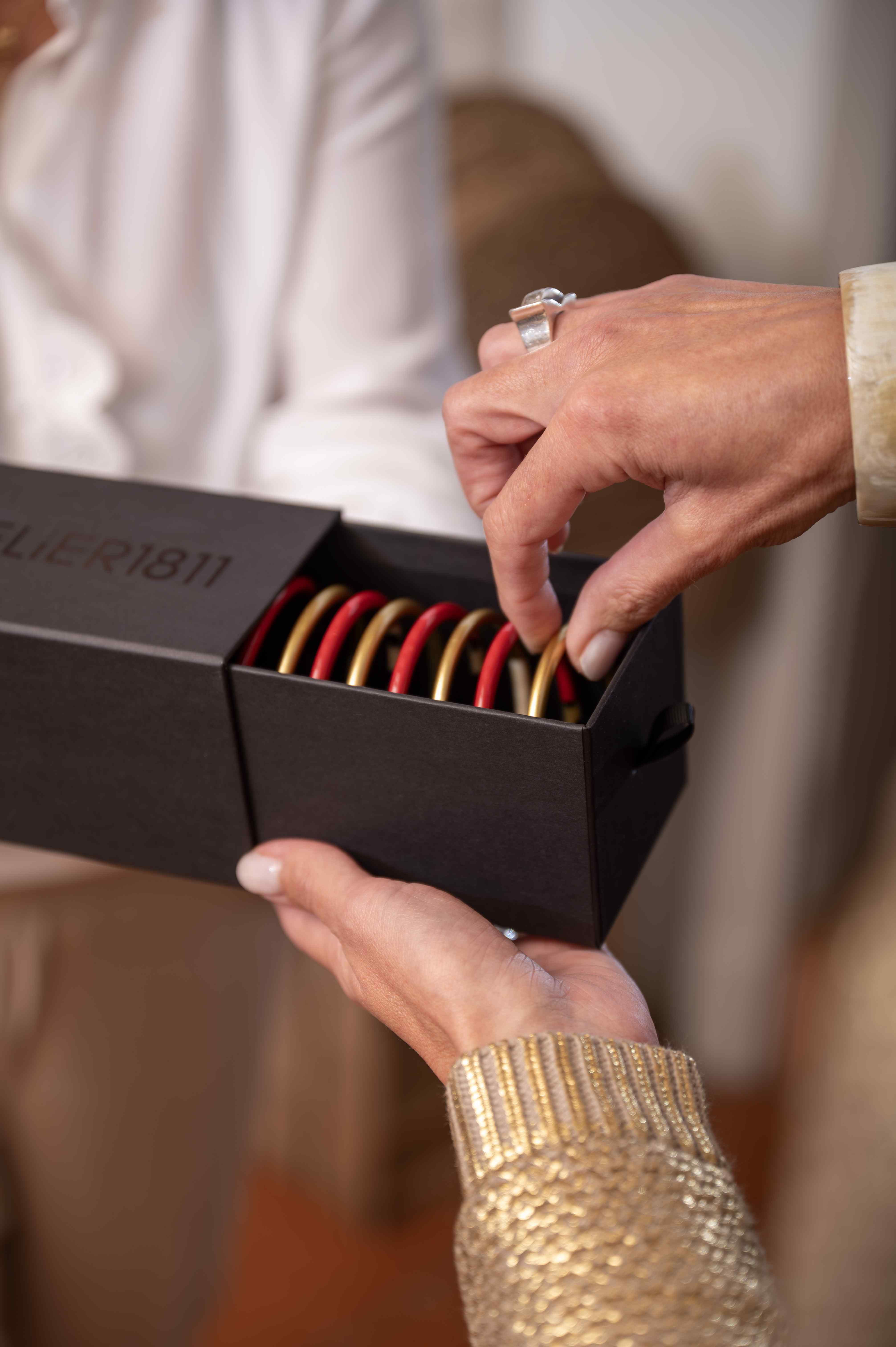 ATELIER1811 Collectionneur Joe Doré & Rouge