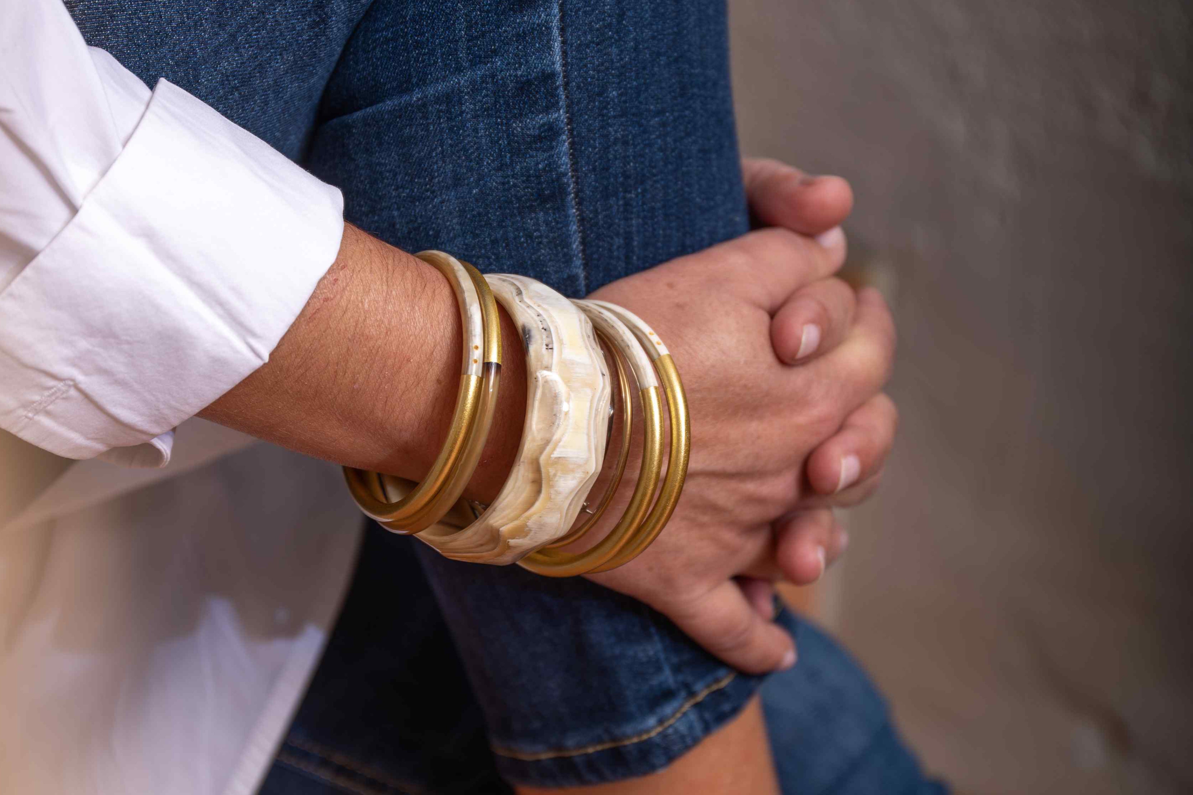 ATELIER1811 Barnabé en corne claire et Joe Doré