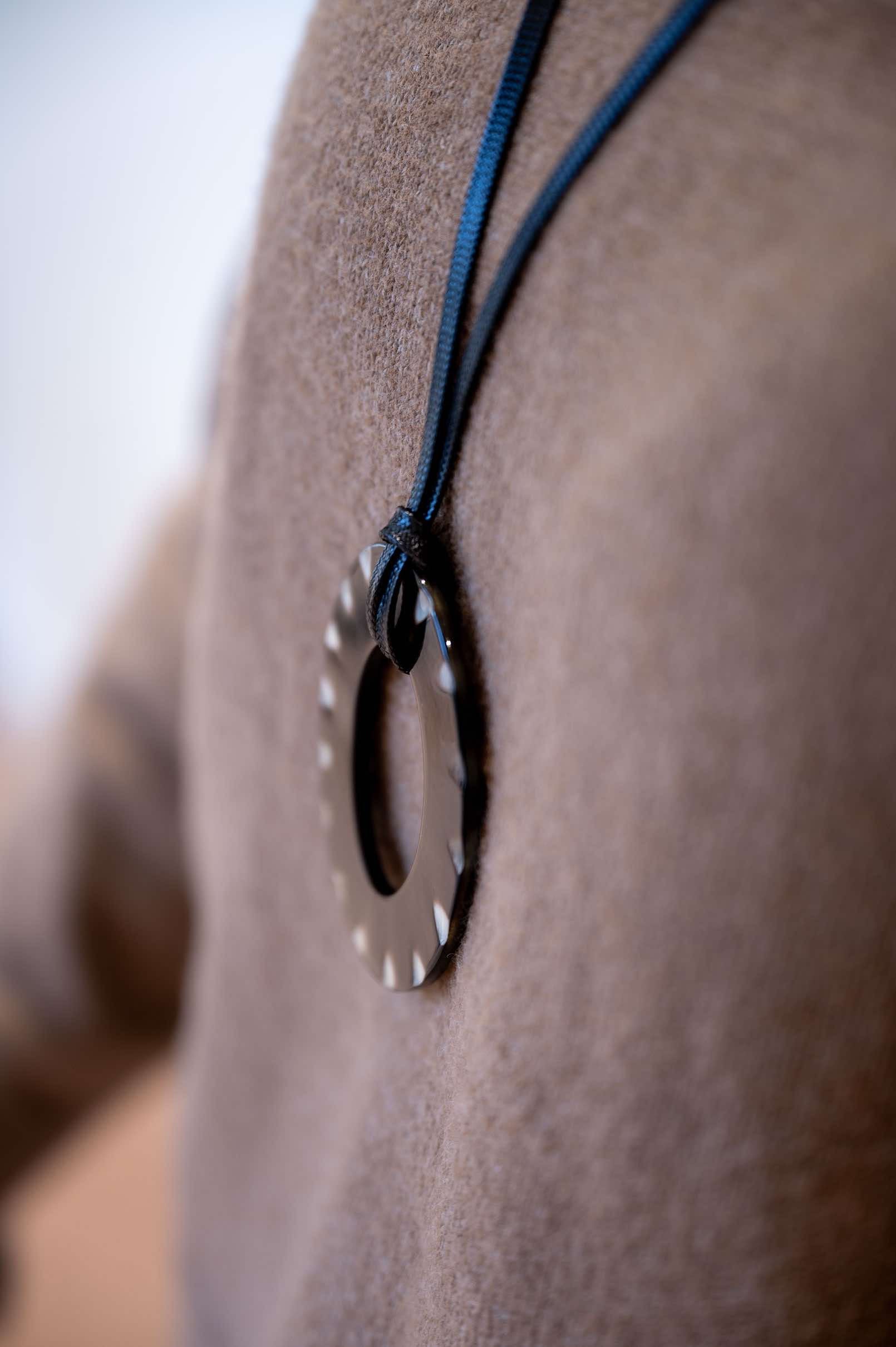 ATELIER1811 Pendentif Colette Naturel Noir & Blanc