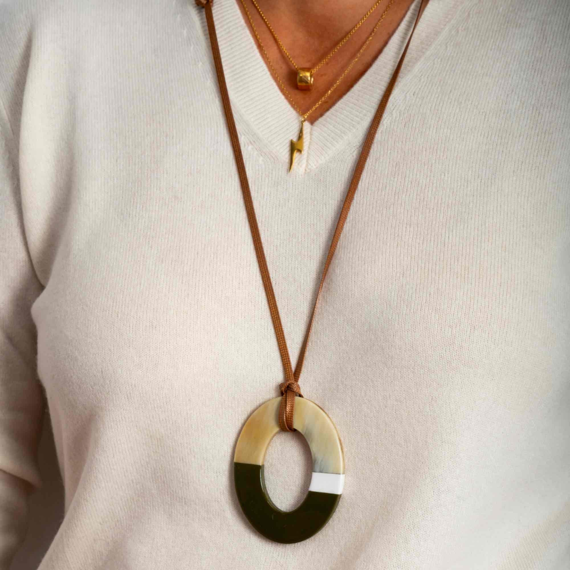 ATELIER1811 Pendentif Ovale Arlette