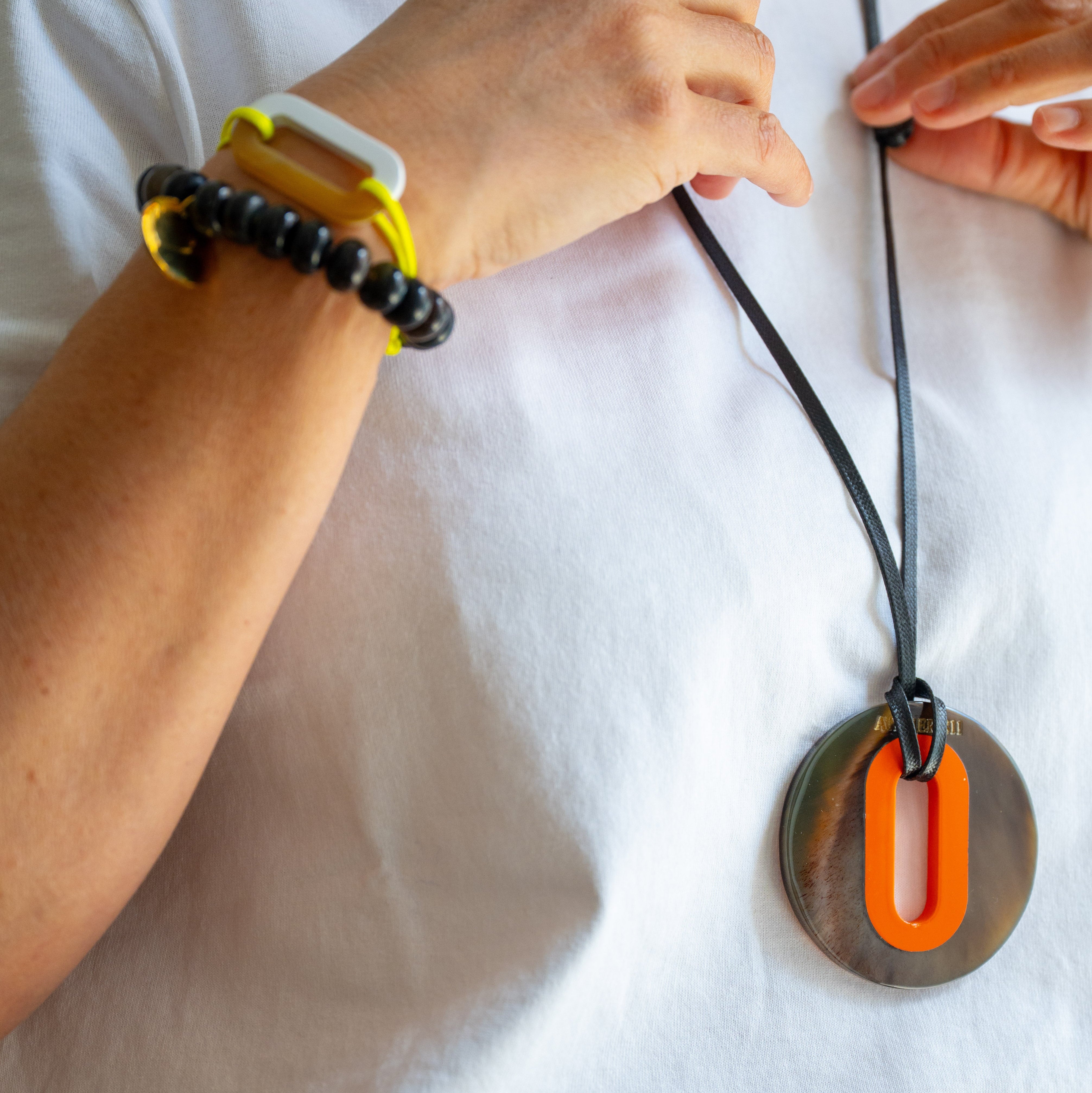 Pendentif Alice Corne Brune Orange