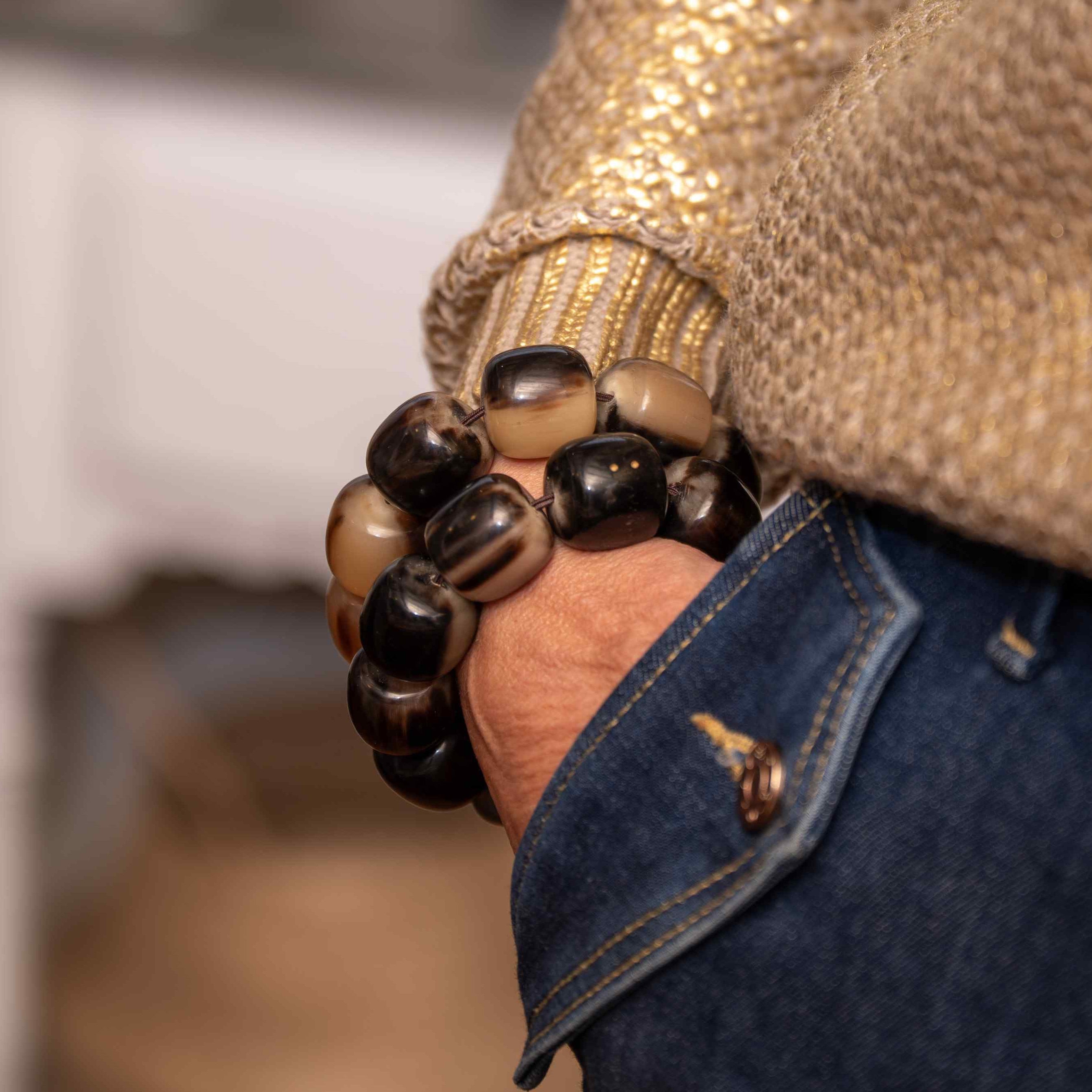 ATELIER1811 Bracelet Pharell en perle de corne brune 