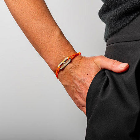 ATELIER1811  Maillon Martin sur lien orange reversible corne Claire 