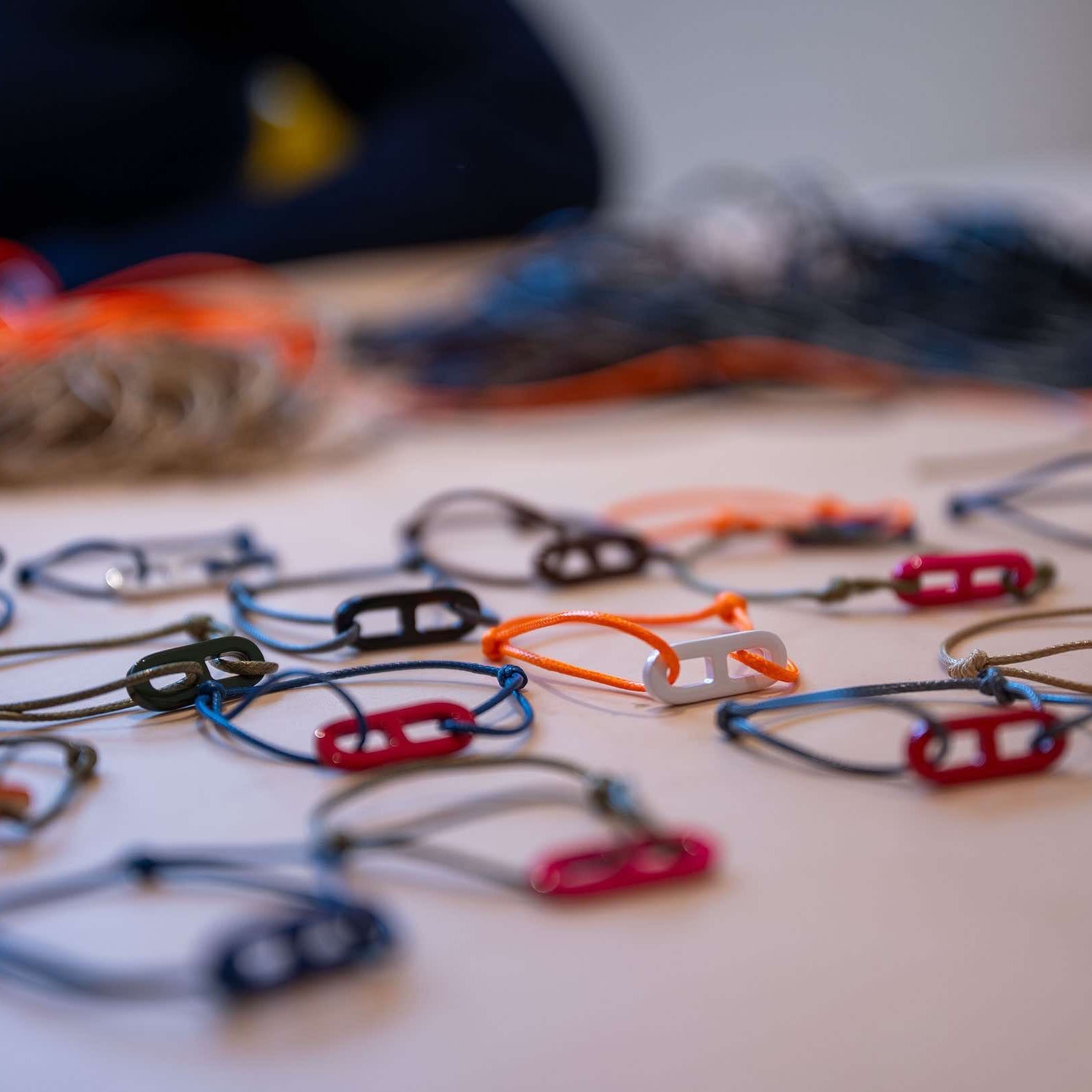 ATELIER1811 Les différents coloris du Maillon Martin