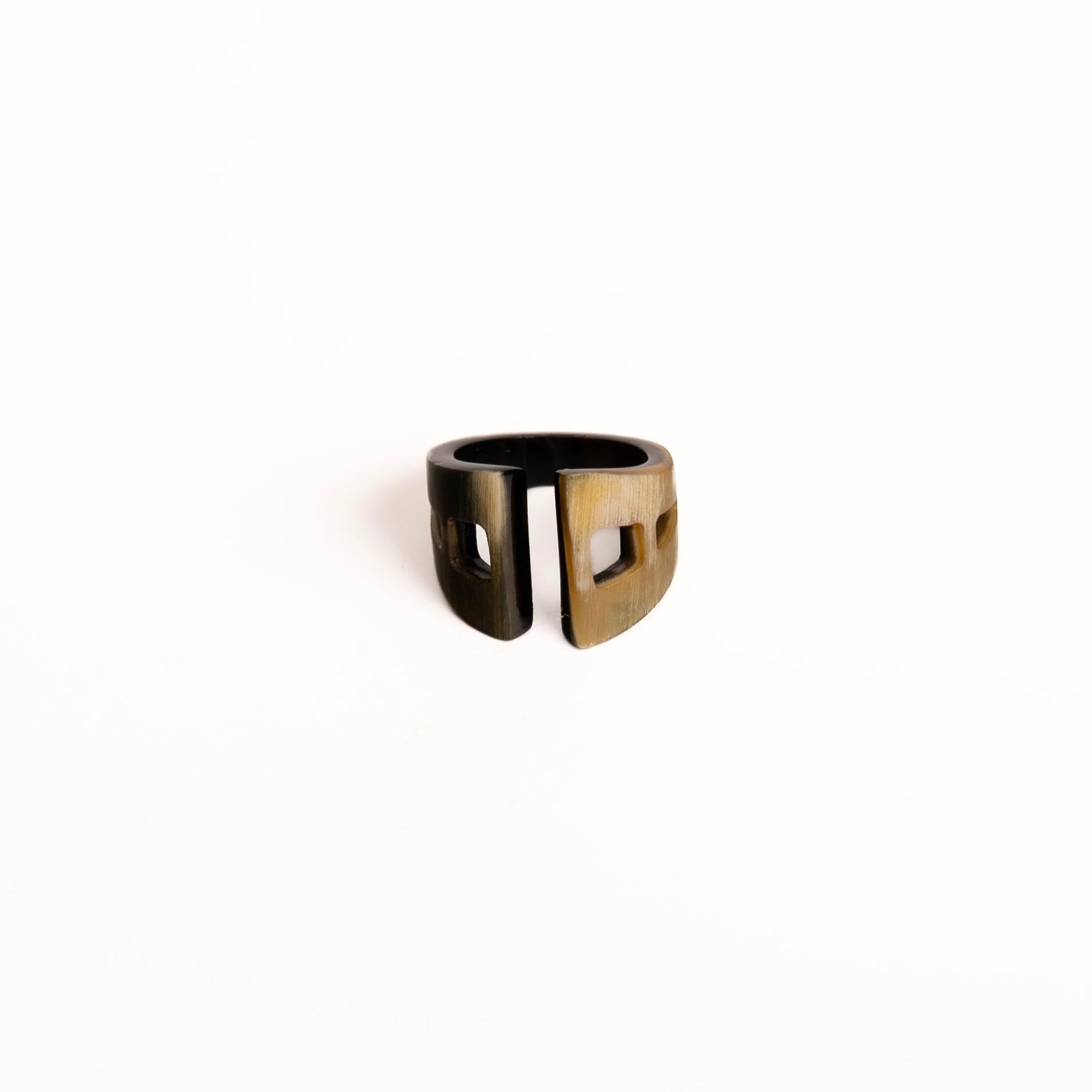 Bague Fendue