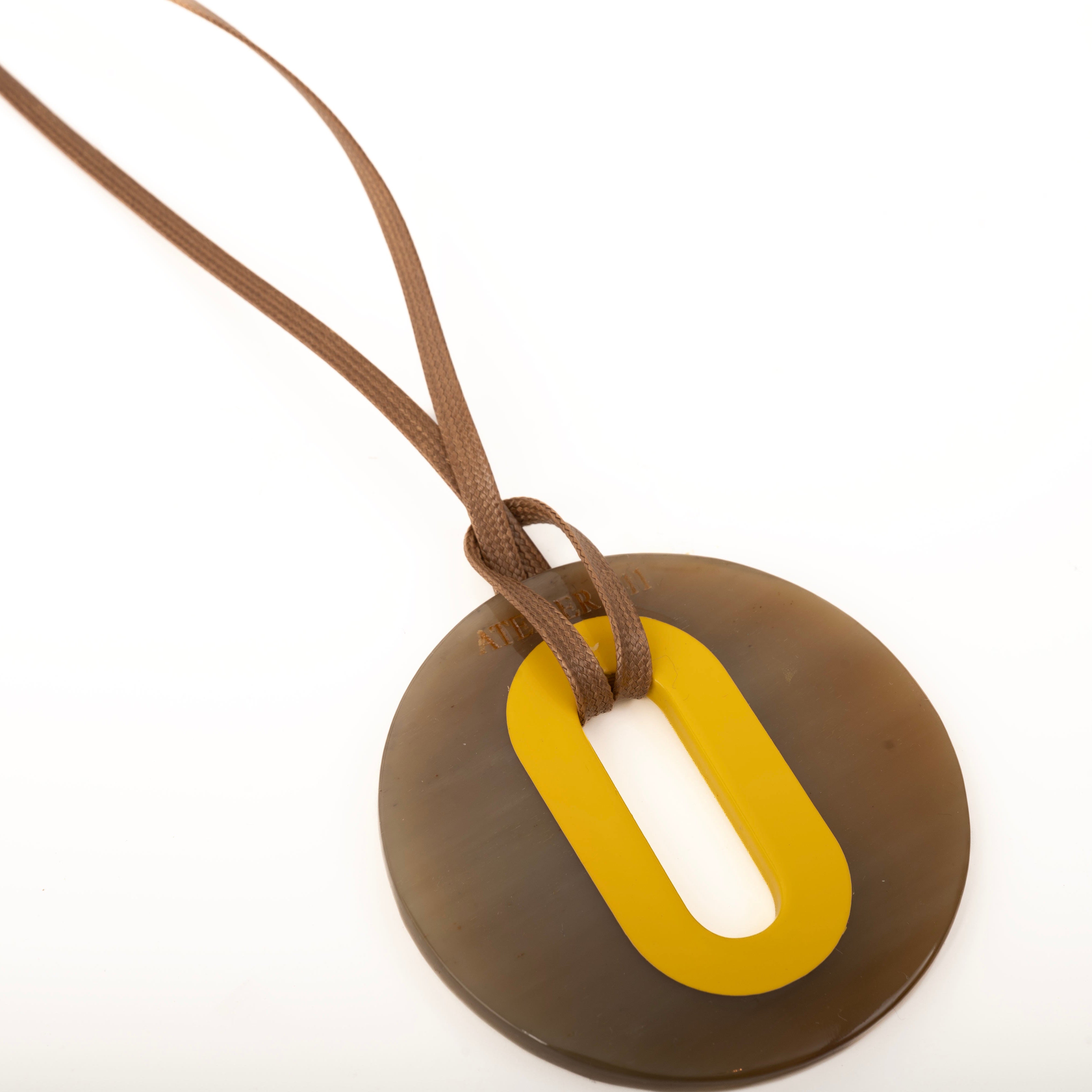 Pendentif Alice Corne Claire Jaune