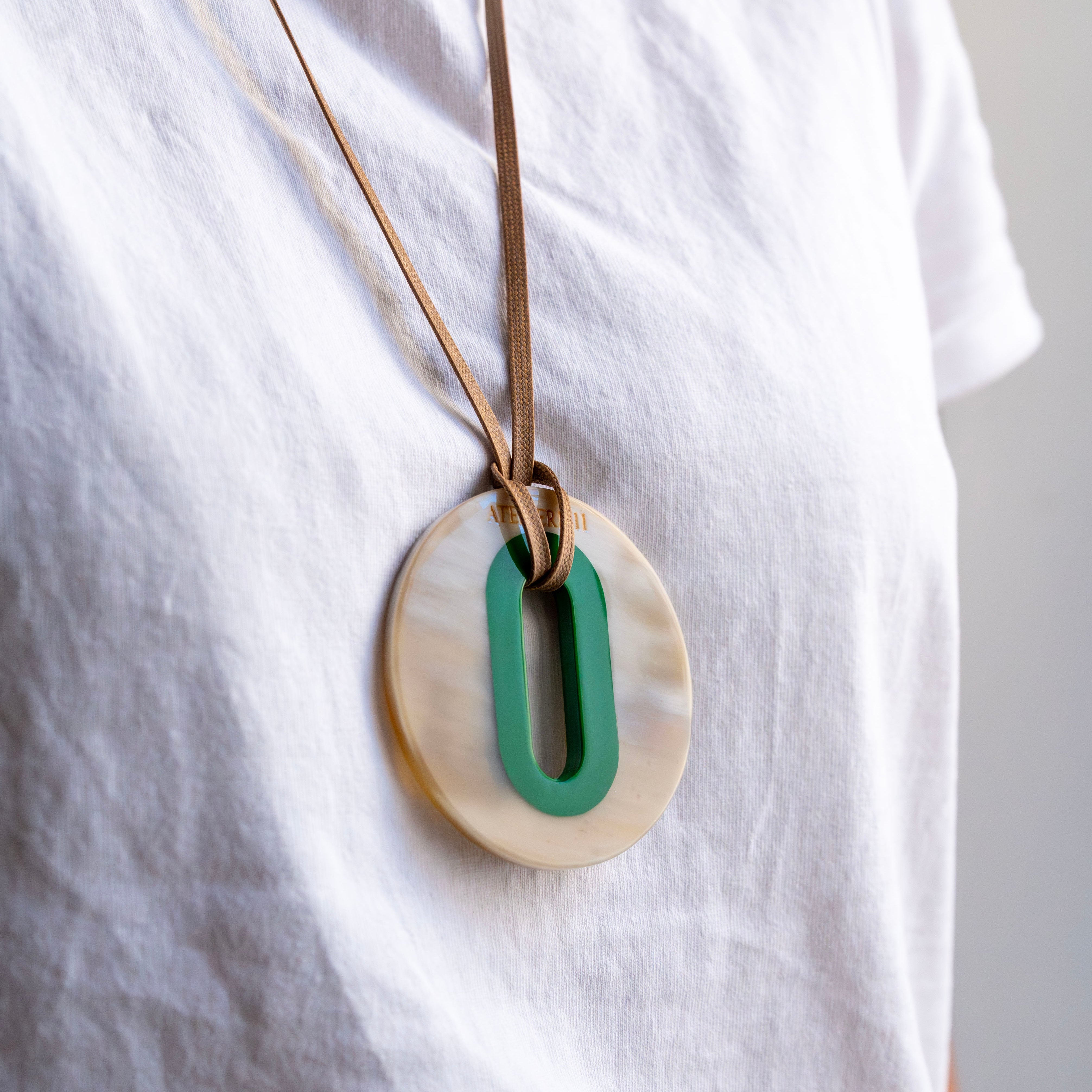 Pendentif Alice Corne Claire Vert